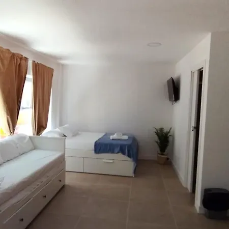 Hawkins Costa 1a Apartment Algeciras